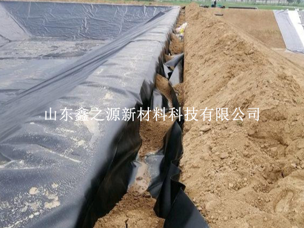 如何順利進(jìn)行沼氣池黑膜的修補(bǔ)工作？